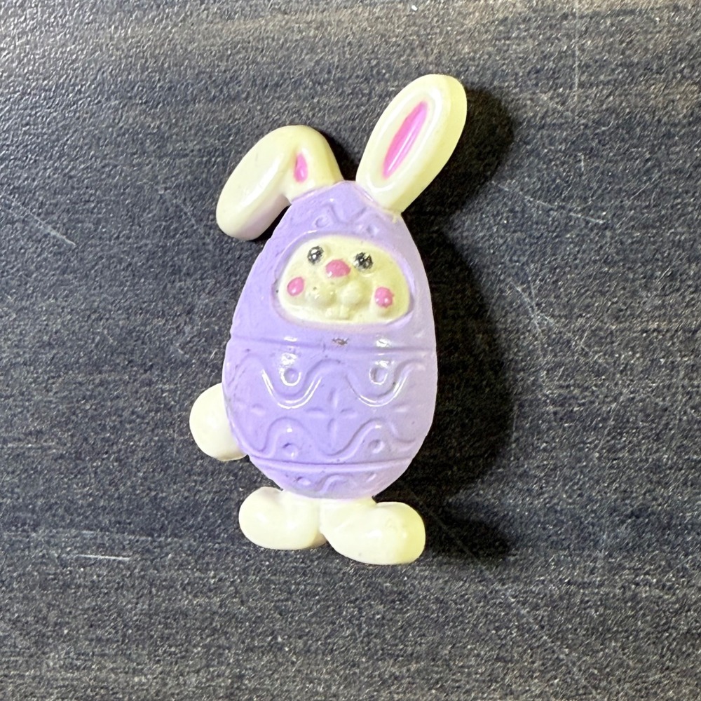 Avon Easter Bunny Egg Pin Brooch Purple Cream Vintage Easter Holiday‎